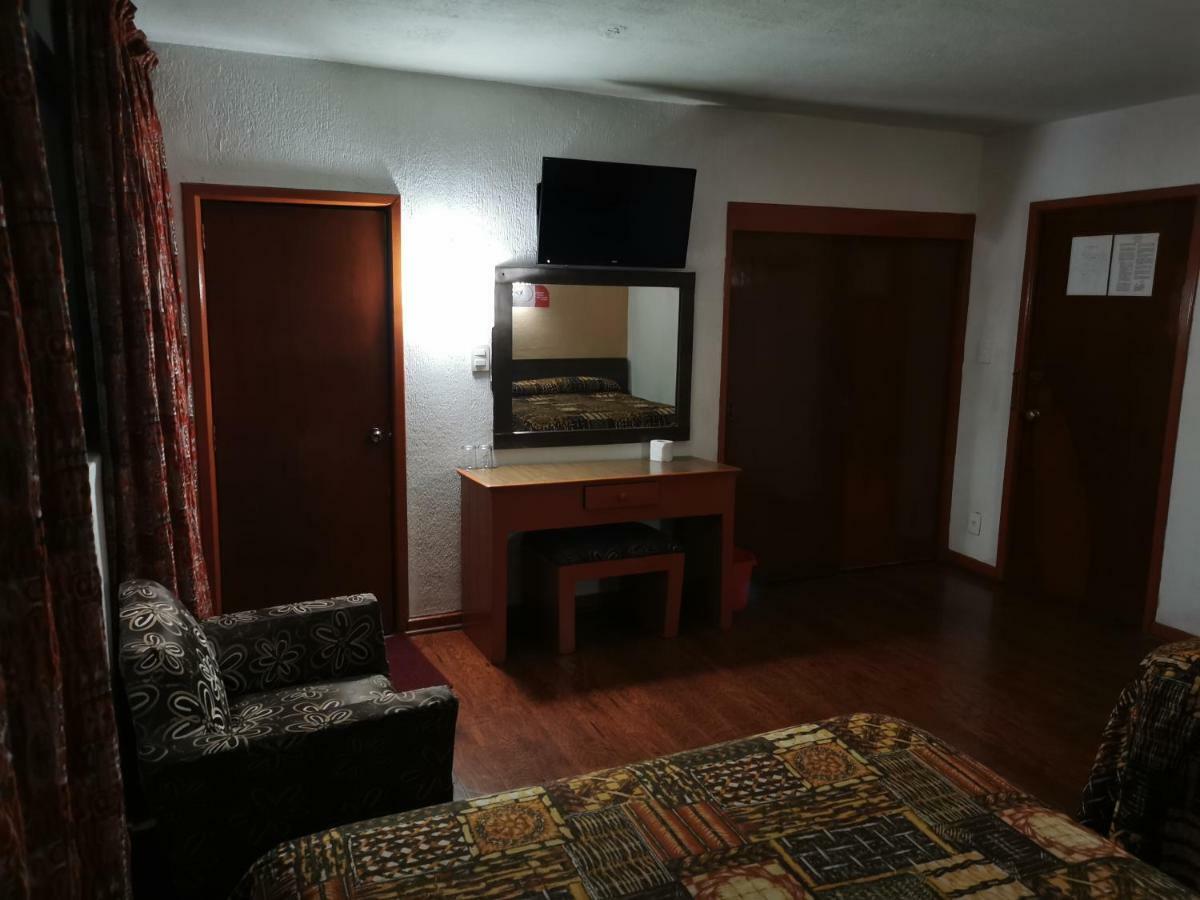 Hotel Estadio S.A مدينة مكسيكو المظهر الخارجي الصورة